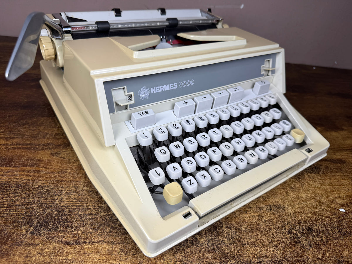 Nice! Serviced 1979 Hermes 3000 3rd Gen Boxy Vintage Portable Typewriter (Elite)