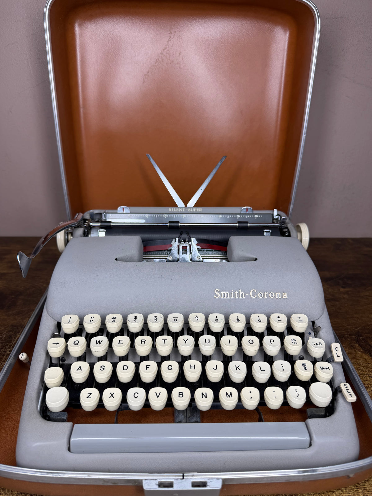 Excellent! Serviced 1960 Smith-Corona Silent-Super Vintage Portable Typewriter