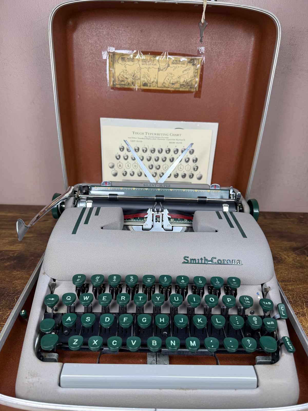 Excellent! Serviced 1955 Smith-Corona Silent-Super Vintage Portable Typewriter Elite