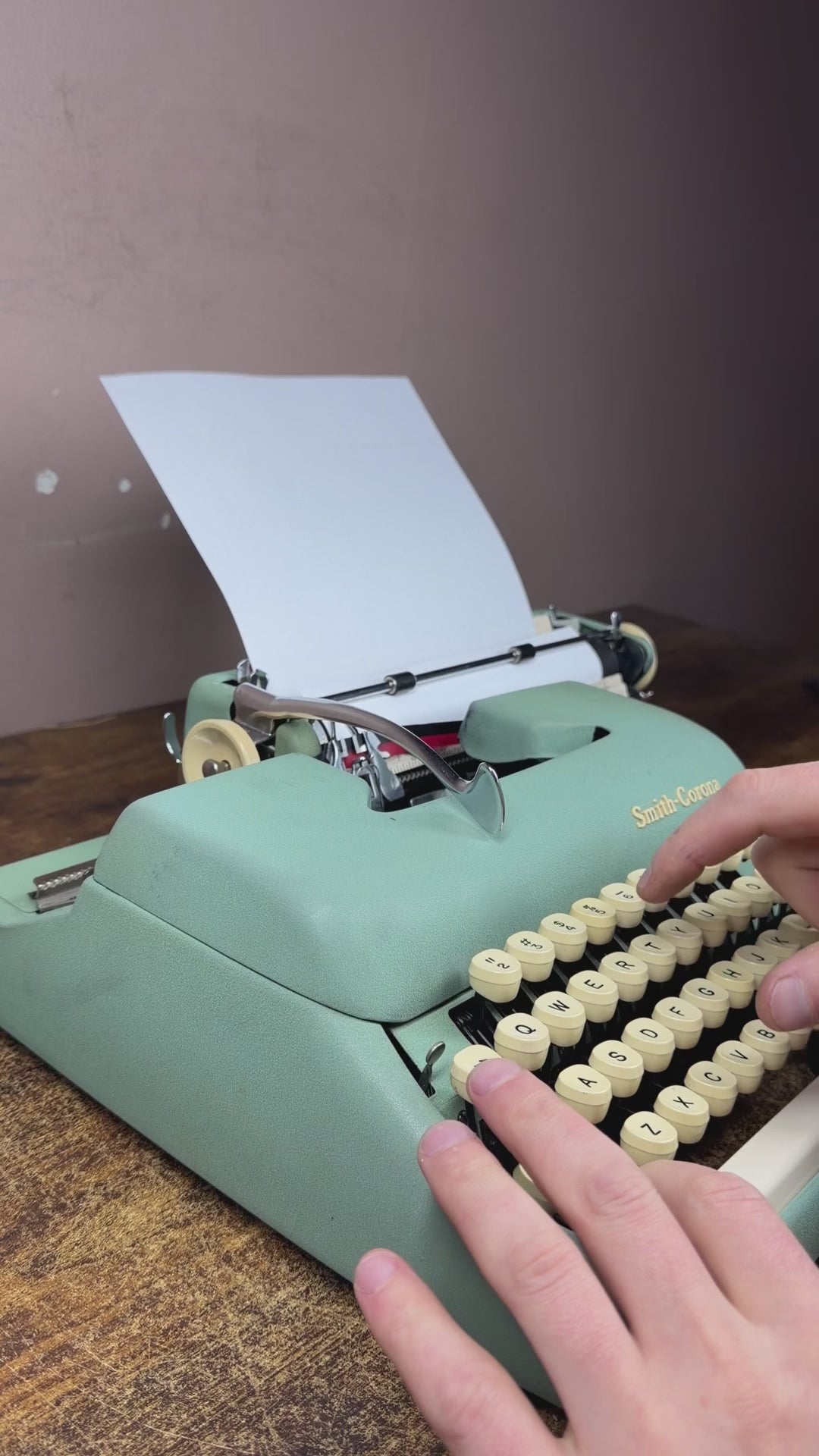 Excellent! Serviced 1960 Smith-Corona Sterling 5A Vintage Portable Typewriter (Elite)