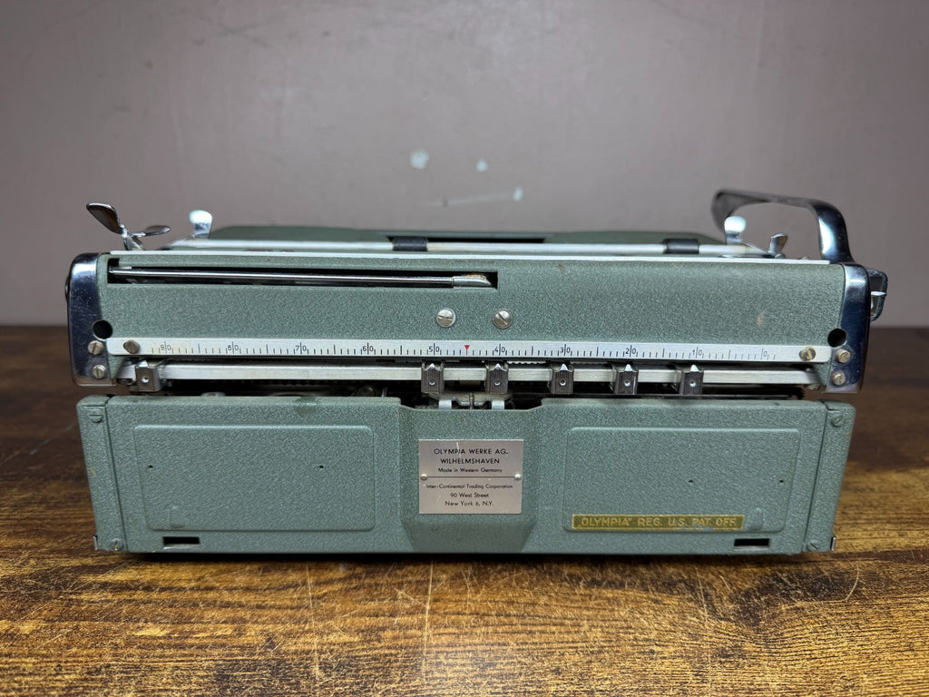 Serviced 1958 Olympia SM3 Green Portable Typewriter Medical Symbols (11CPI)