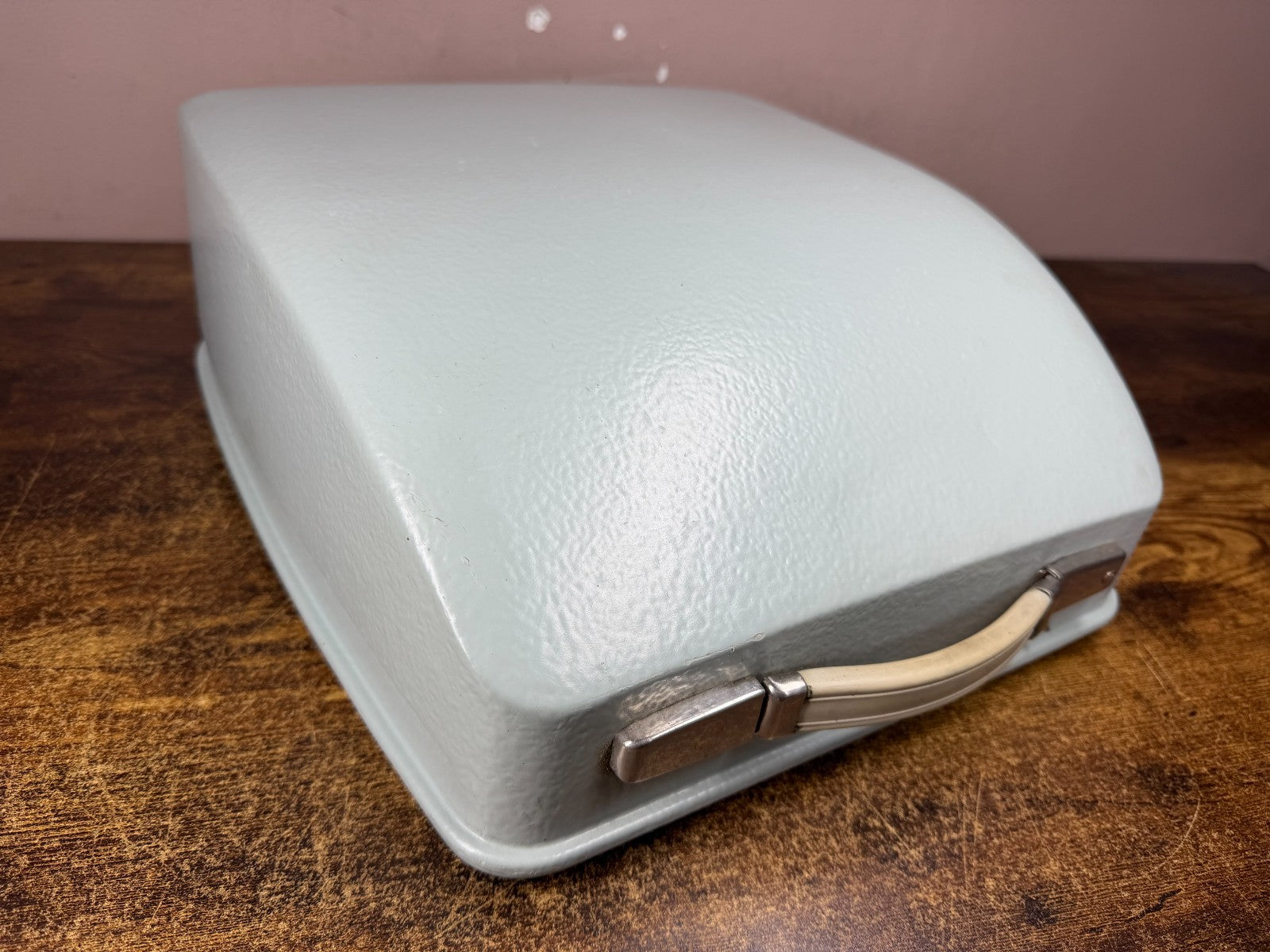 Excellent Serviced 1966 Cursive/Script Hermes 3000 Typewriter w New Platen 13CPI