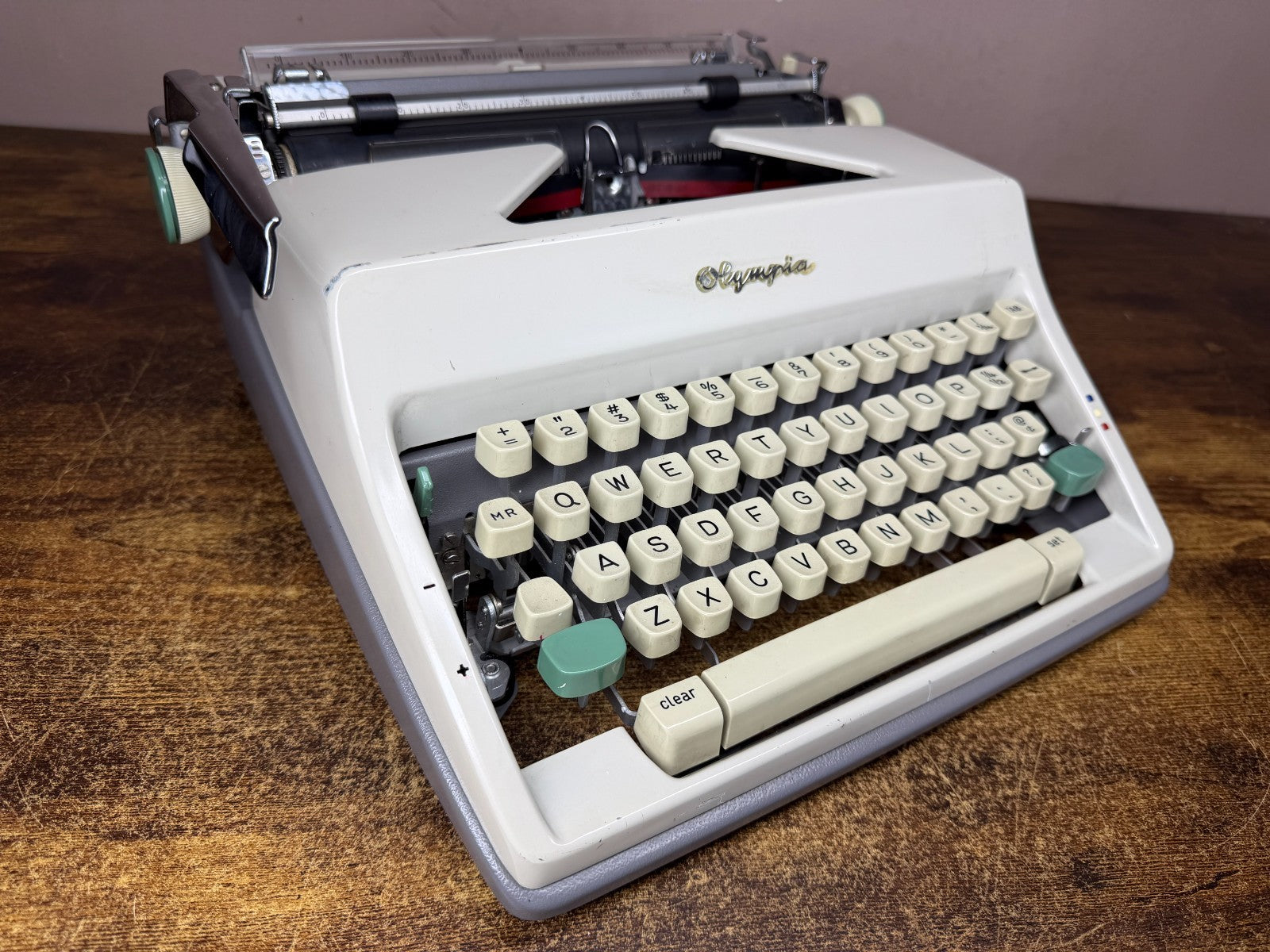 Serviced 1966 Olympia SM9 Congress Pica No.83 Vintage Portable Typewriter
