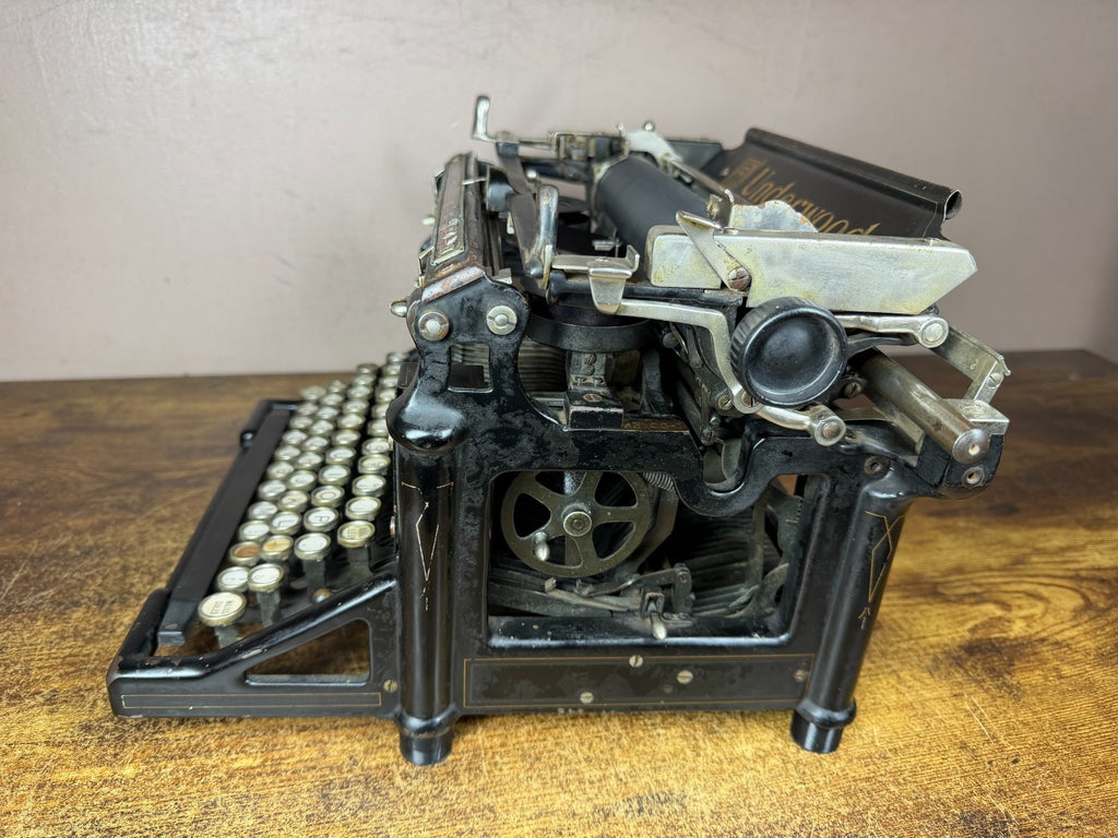 Serviced 1911 Underwood No.5 Typewriter French/English New Platen, Feet, Rollers