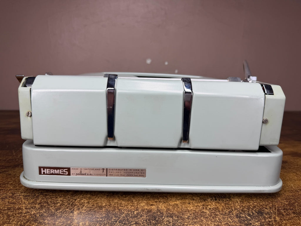 Excellent Serviced 1966 Cursive/Script Hermes 3000 Typewriter w New Platen 13CPI