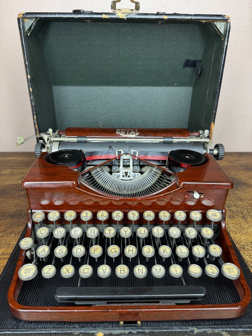 Nice! Serviced 1930 Royal P Model Red Woodgrain Elite Typewriter New Platen