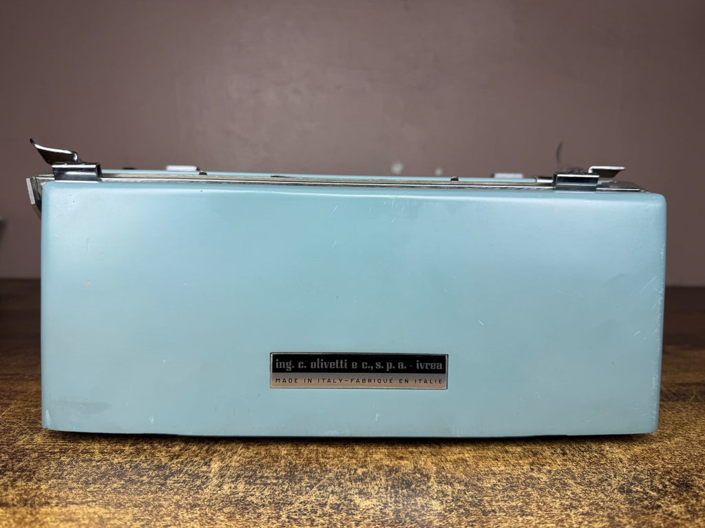 Excellent! Serviced 1952 Olivetti Studio 44 Typewriter Elite Book No.84 Font
