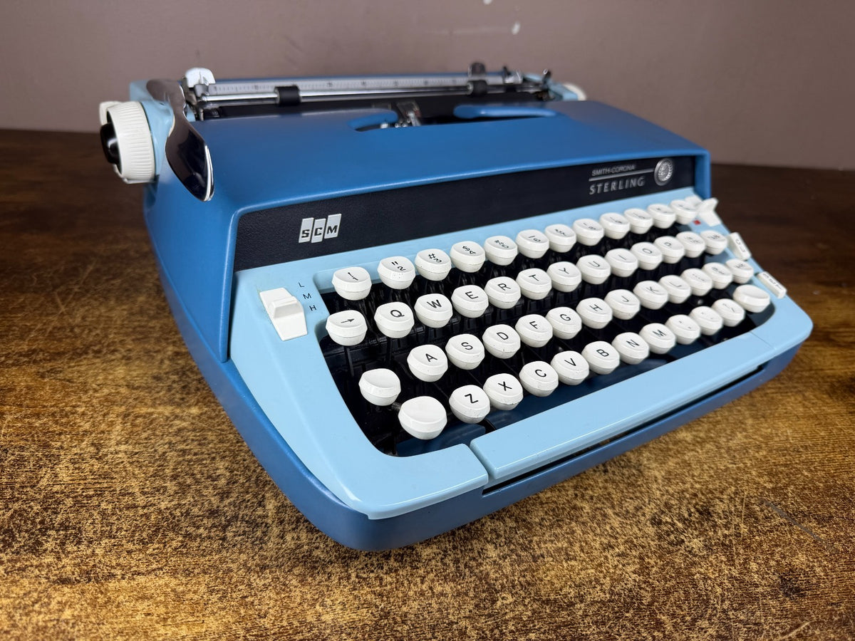 Excellent! Serviced 1974 Smith-Corona Sterling Blue Vintage Portable Typewriter