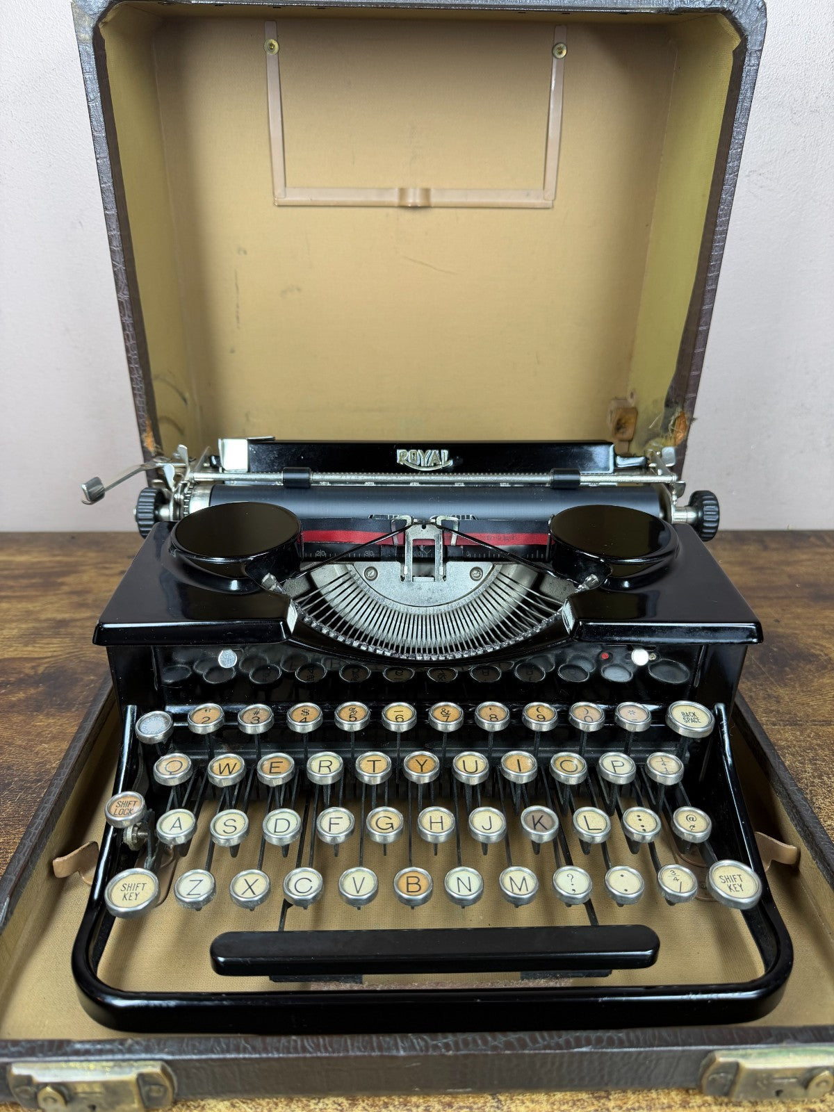 Excellent Serviced 1931 Royal P Model Glossy Gull Wing Typewriter New Platen