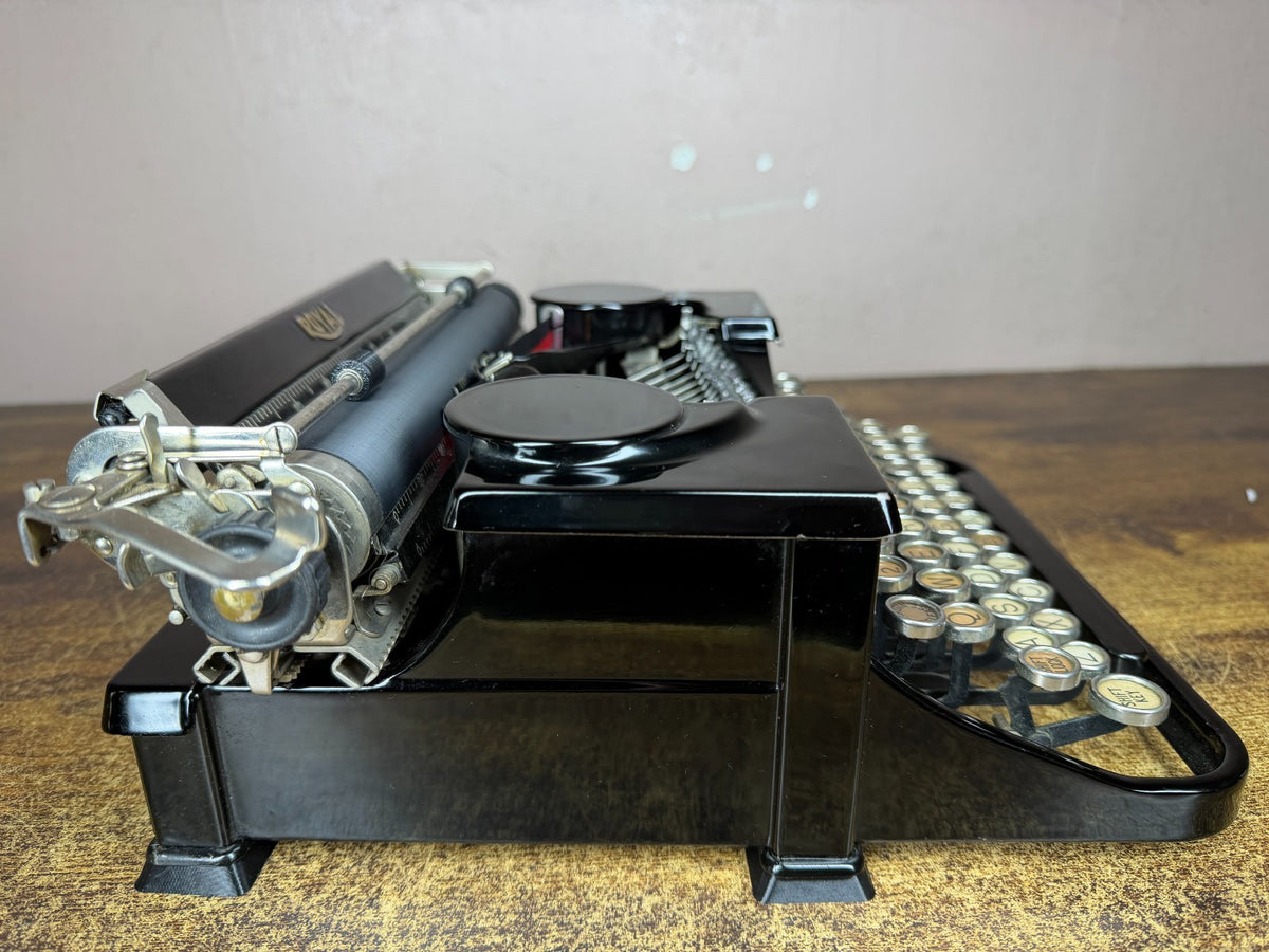 Excellent Serviced 1931 Royal P Model Glossy Gull Wing Typewriter New Platen