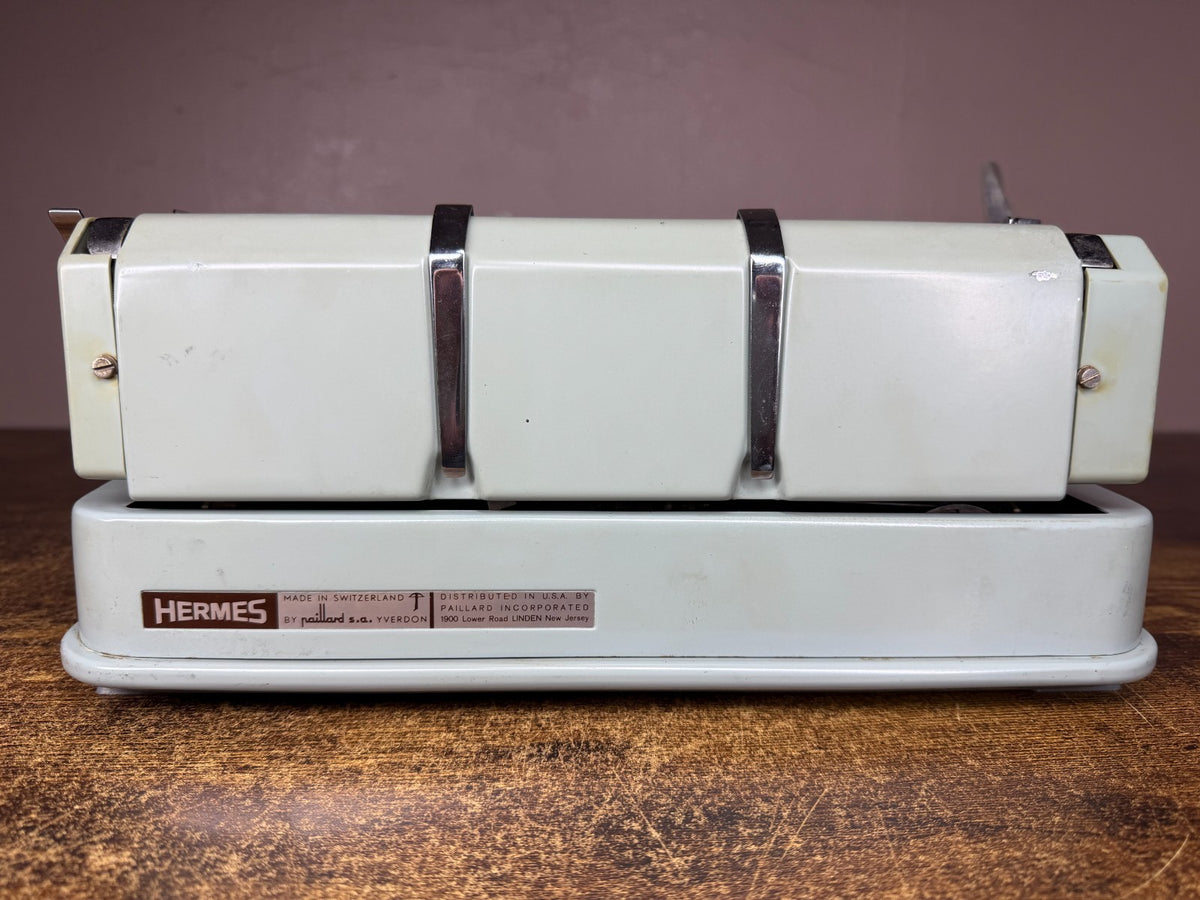 Nice! Serviced 1966 Hermes 3000 Vintage Portable Typewriter New Platen Elite
