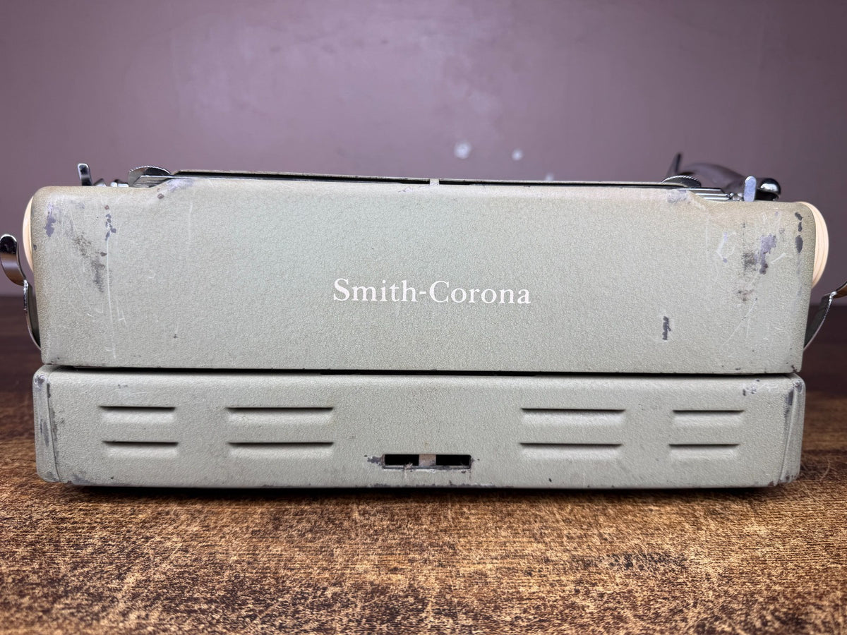 Nice! Serviced 1955 Smith-Corona Silent-Super Seafoam Green typewriter