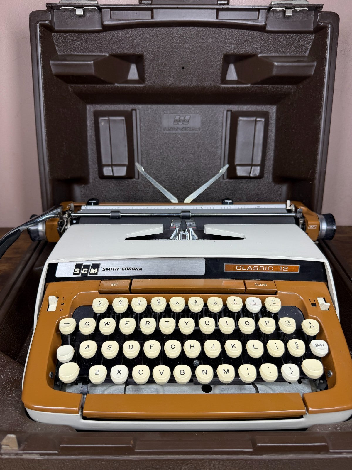 Serviced 1980 Smith-Corona Classic 12 Typewriter Rare Large Speech-Riter 29 6CPI
