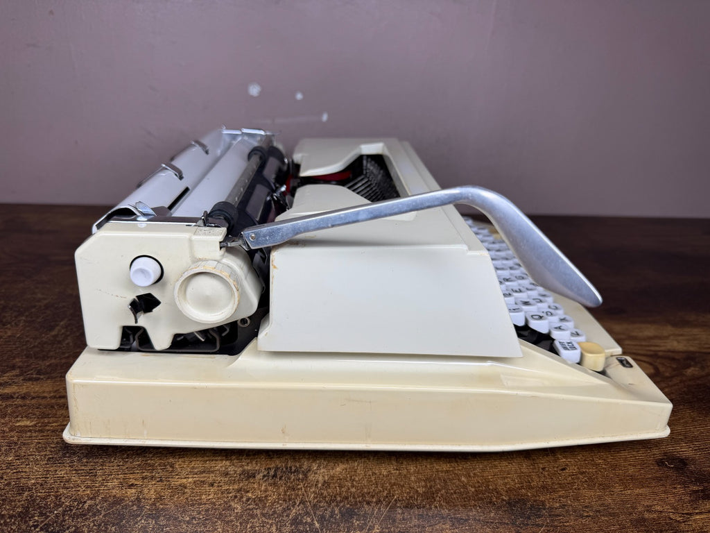 Nice! Serviced 1979 Hermes 3000 3rd Gen Boxy Portable Typewriter Techno Elite