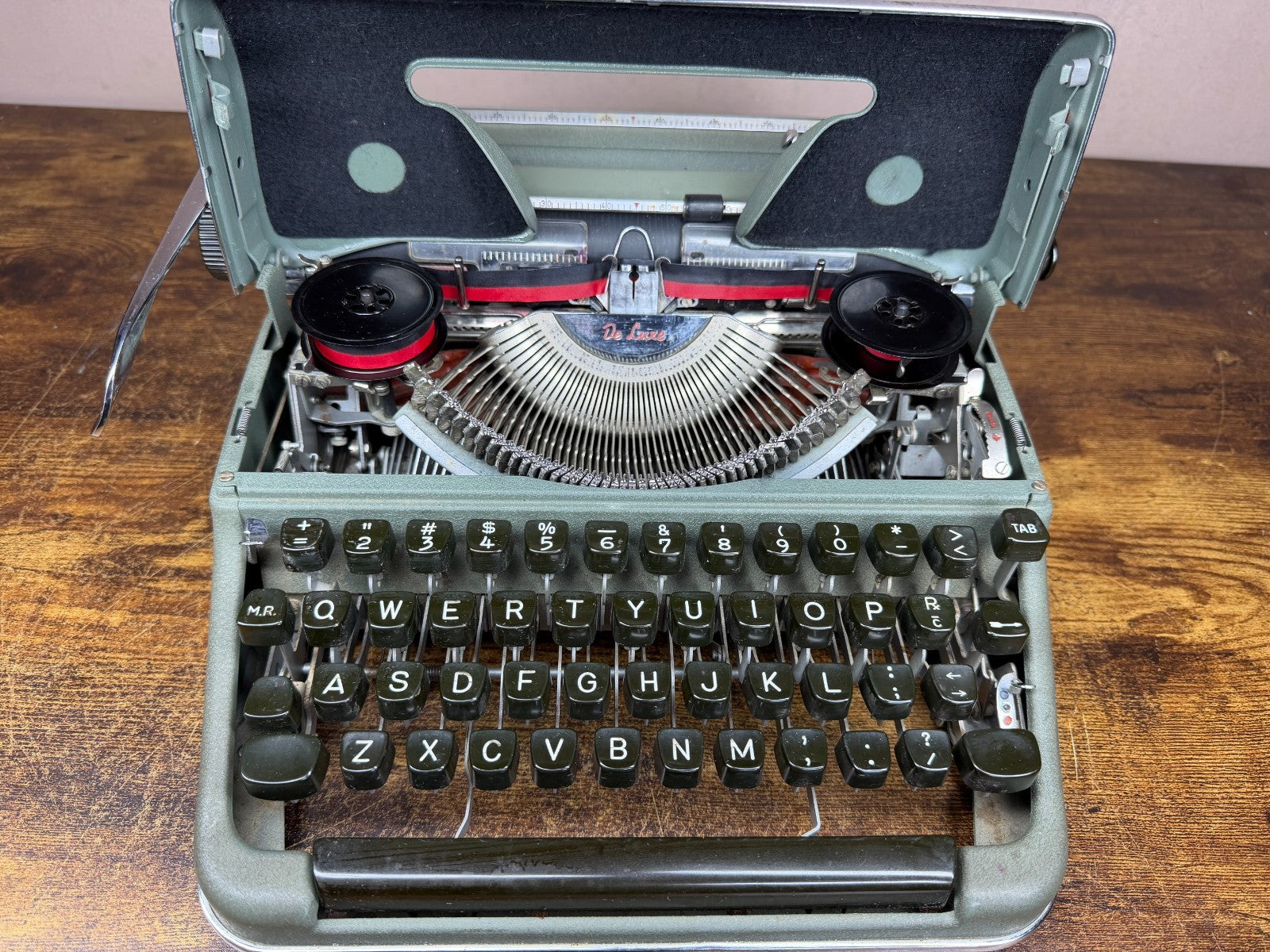 Serviced 1958 Olympia SM3 Green Portable Typewriter Medical Symbols (11CPI)