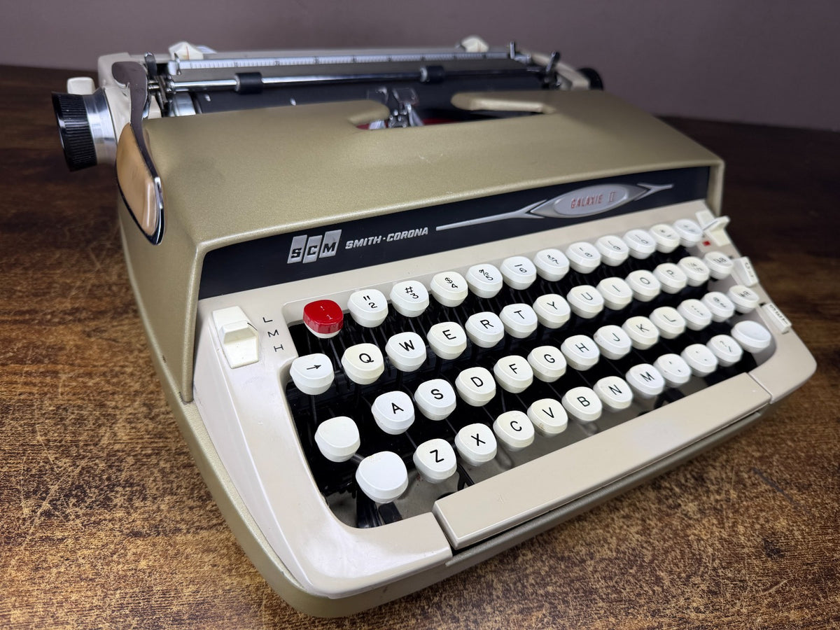 Nice! Serviced 1965 Smith-Corona Galaxie II "Antique Gold" Portable Typewriter