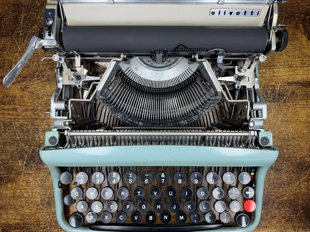Excellent Serviced 1956 Olivetti Lettera 22 Ultra-Portable Typewriter New Platen
