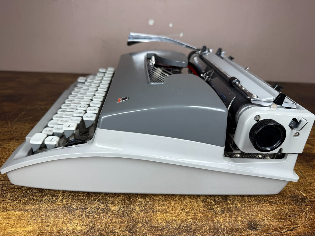 Excellent 1965 Serviced Remington Mark 2 Torpedo Typewriter Made in West Germany