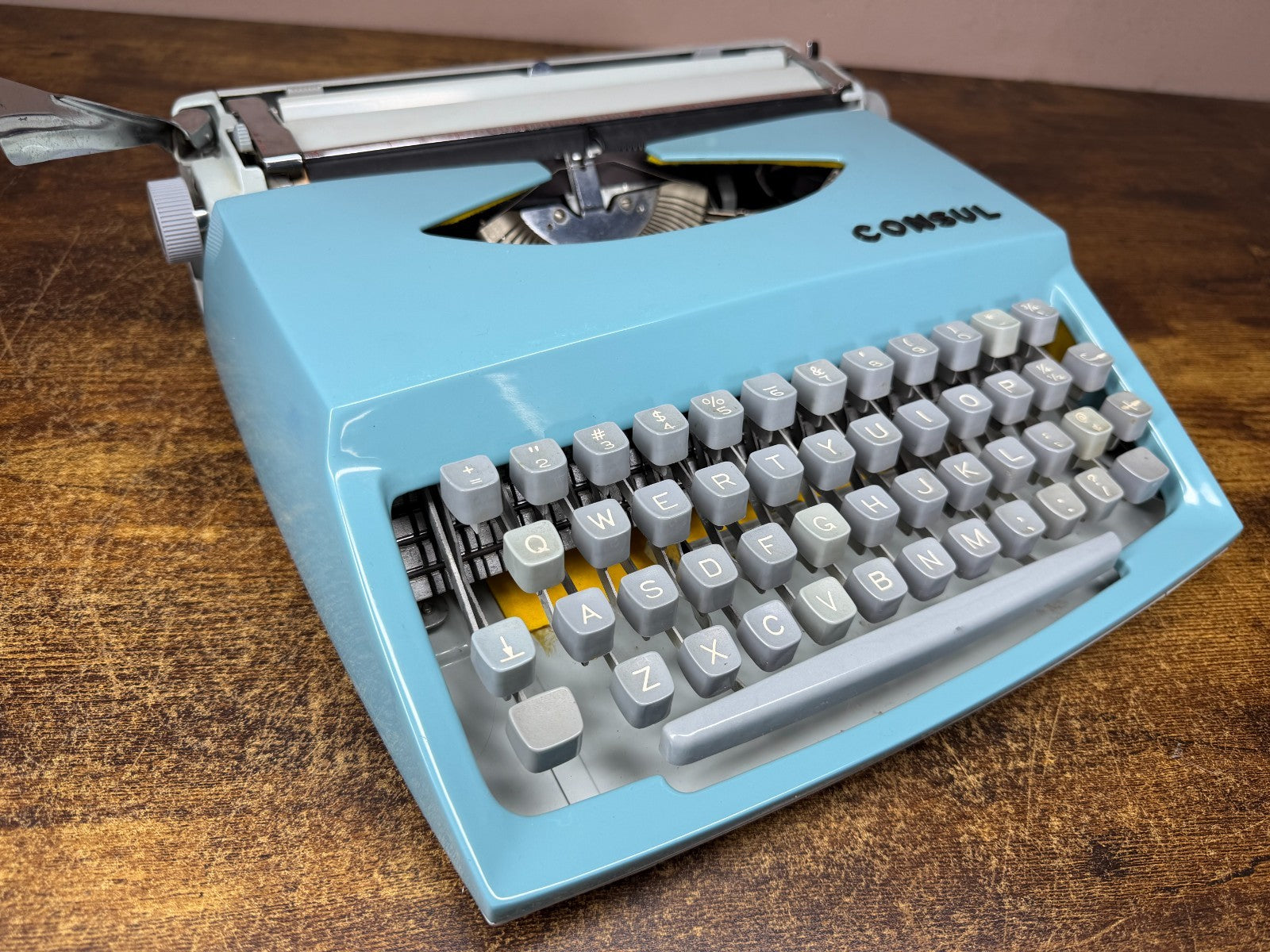 Nice! Serviced 1972 Consul 231.3 Blue Vintage Ultra-Portable Typewriter