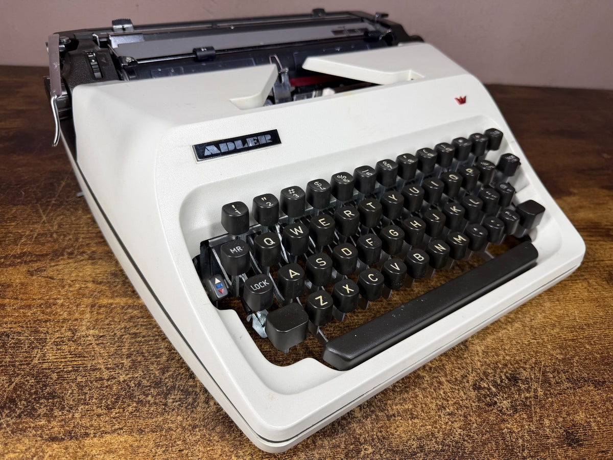 Excellent! Serviced 1977 Adler J5 White Vintage Typewriter Ro.88 Esquire Font