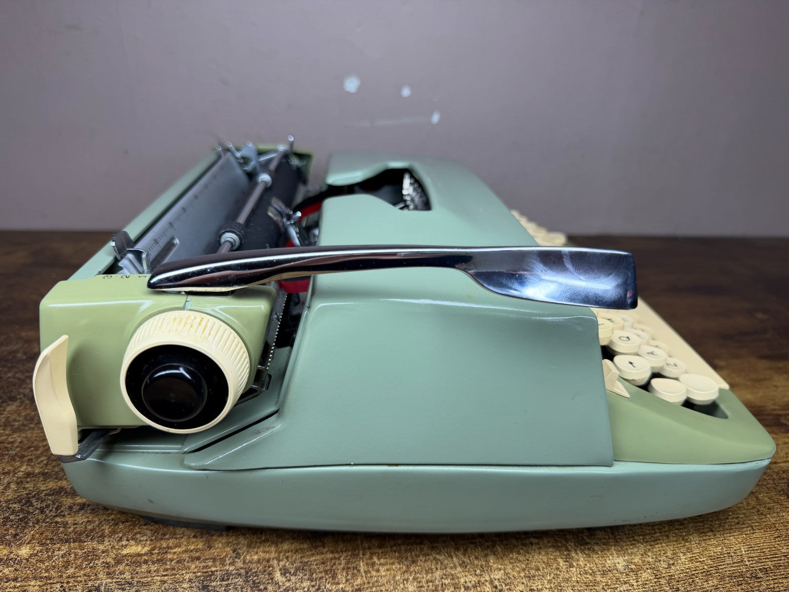 Nice! Serviced 1969 Smith-Corona Super Sterling Seafoam Green Typewriter