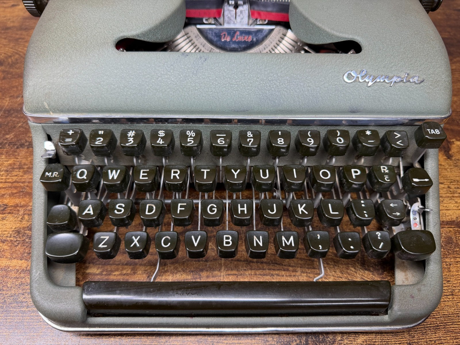 Serviced 1958 Olympia SM3 Green Portable Typewriter Medical Symbols (11CPI)