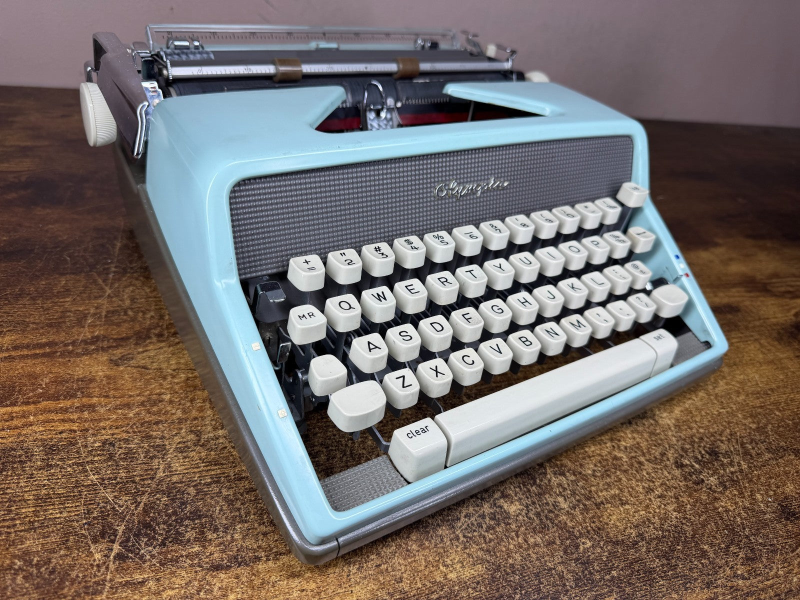 Excellent! Serviced 1963 Olympia SM7 Blue Vintage Portable Typewriter Pica No.97