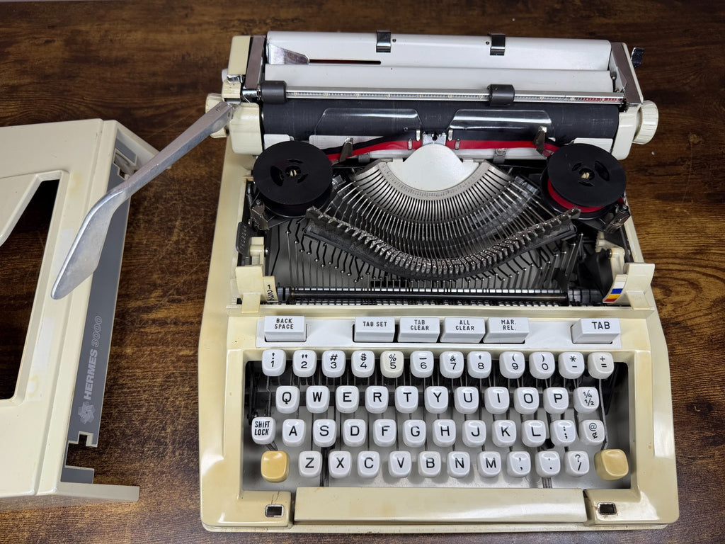 Nice! Serviced 1979 Hermes 3000 3rd Gen Boxy Portable Typewriter Techno Elite