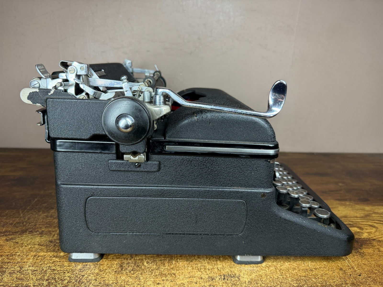 Nice! Serviced 1938 Royal KMM Vintage Desktop Typewriter