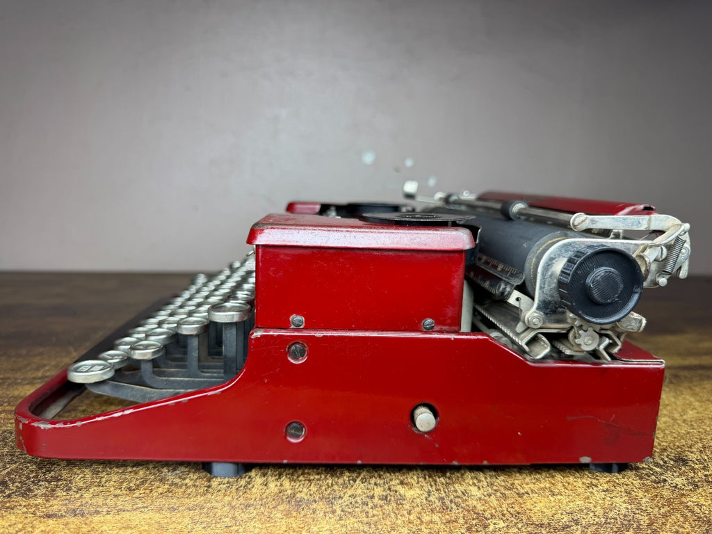 Nice! Serviced 1927 Royal P Model Glossy Red Antique Portable Typewriter