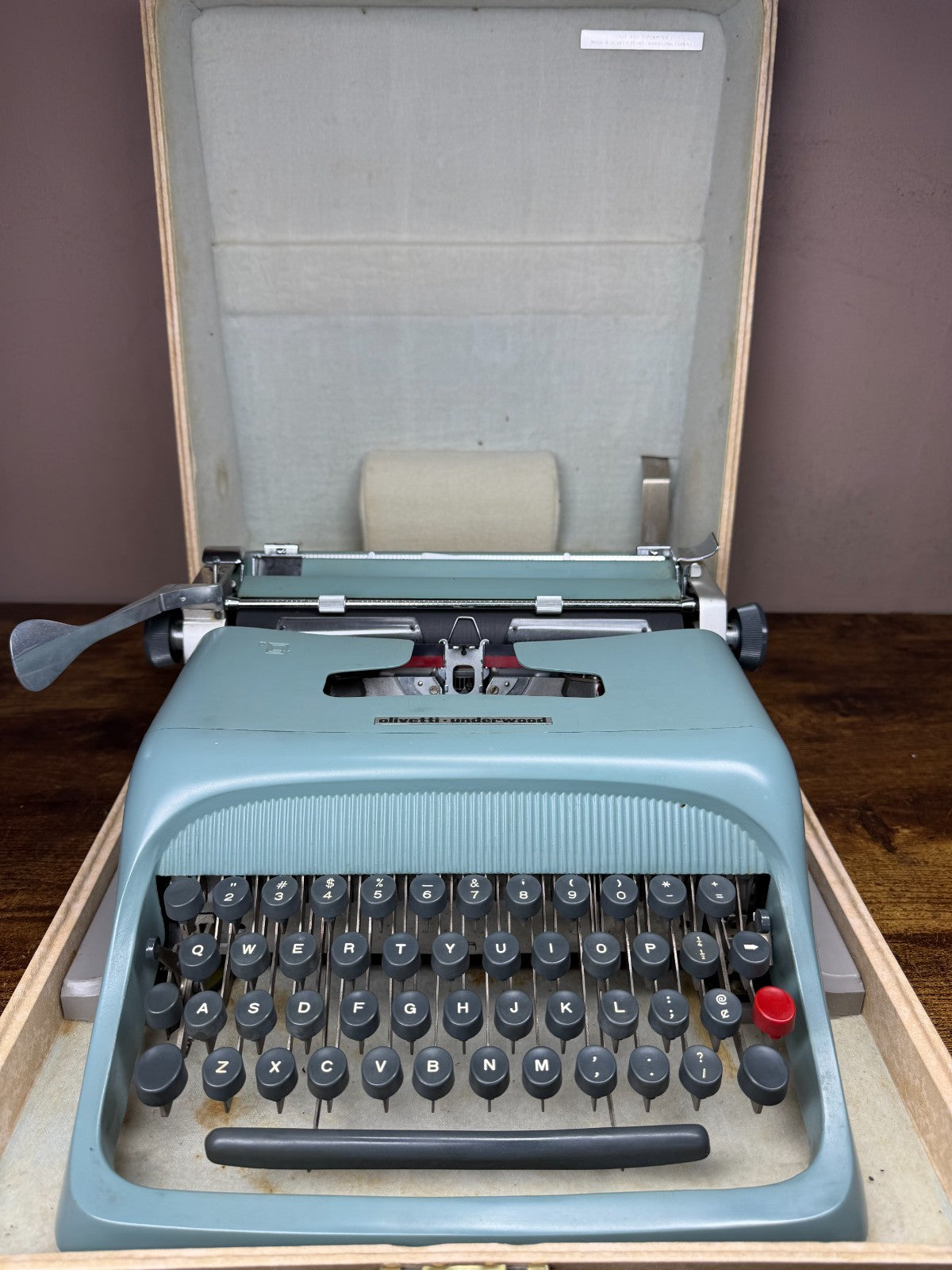 Nice! Serviced 1962 Olivetti Studio 44 Vintage Portable Typewriter Pica
